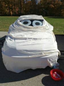 trunk or treat car wrapped like a mummy